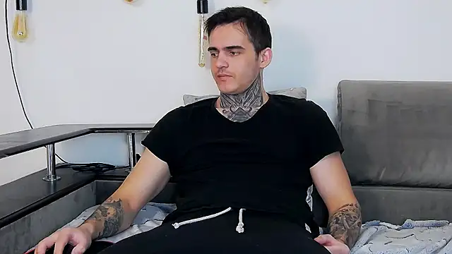 CarterCole online show from February 11, 1:16 pm