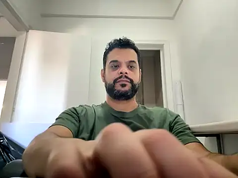 HornyBeachBoyBR online show from May 7, 2:33 pm