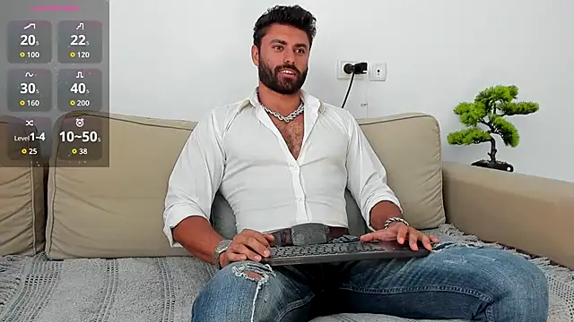 Snapshot of RawAdam chatting on September 26, 12:42 pm RawAdam online show from September 26, 12:42 pm