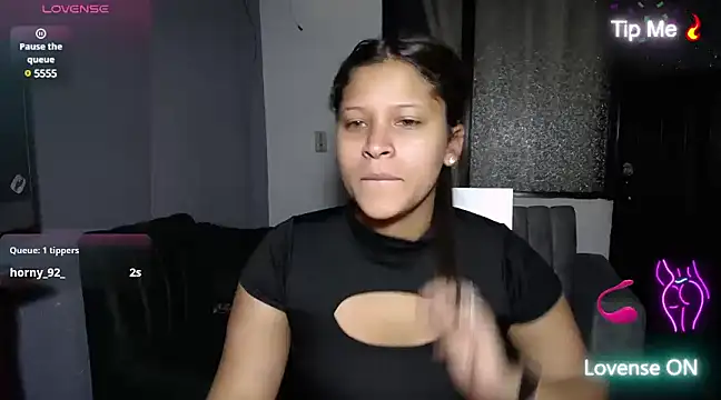 Miel canela online show from March 3, 8:43 pm