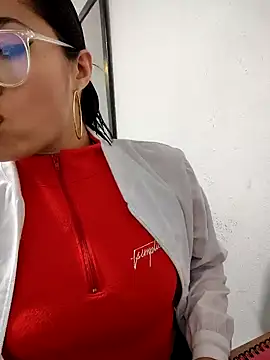 Sweet  Nurse1 online show from February 8, 9:25 pm
