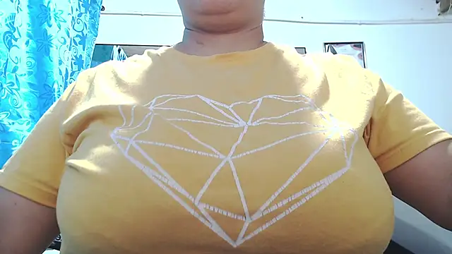 mia donatto369 online show from October 8, 11:02 pm