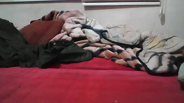 ekimeskim1 online show from January 14, 6:35 pm