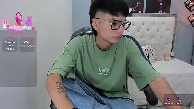 Noha scott online show from March 25, 10:49 pm