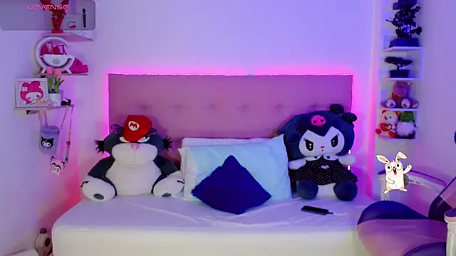 Kylie brokee online show from March 8, 9:08 pm