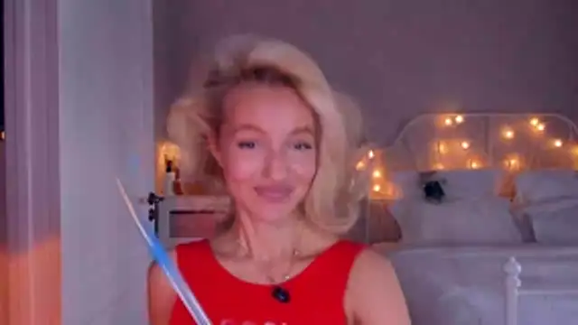 aestetick online show from April 1, 11:22 am