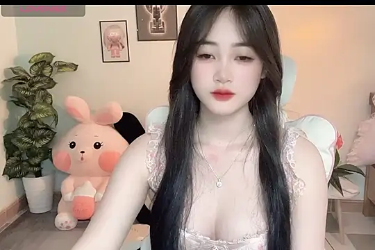 Snapshot of _Aimy_ chatting on September 22, 4:25 am Aimy online show from September 22, 4:25 am