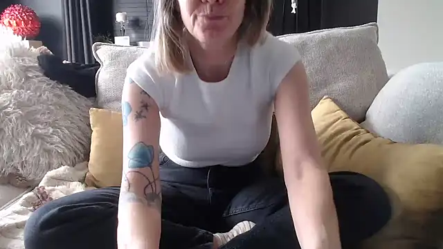 godinflower online show from March 26, 1:17 pm