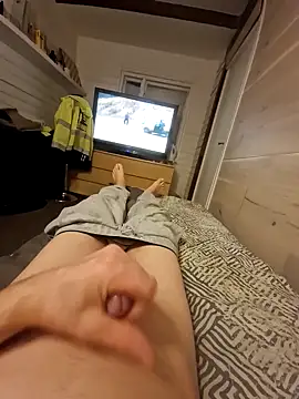 Snapshot of marcis222 chatting on March 15, 5:30 pm marcis222 online show from March 15, 5:30 pm