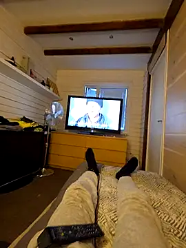 Snapshot of marcis222 chatting on April 5, 4:59 pm marcis222 online show from April 5, 4:59 pm