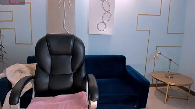 VeronicaCruz  online show from March 16, 10:33 am