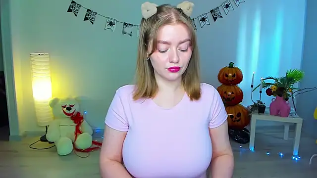 AidaPerry online show from October 23, 1:10 pm