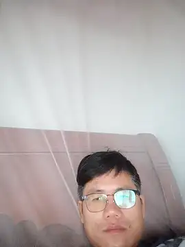 findagirlfriend online show from December 15, 1:10 am