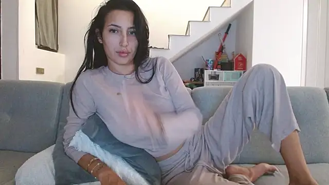 Gabrielaaxxx online show from February 10, 8:42 pm