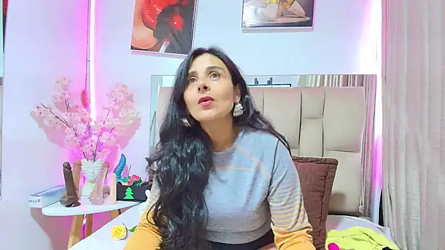  Marcela   online show from May 13, 11:29 am