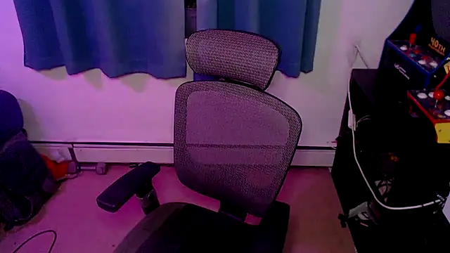 RyffBurnz online show from December 3, 5:04 am