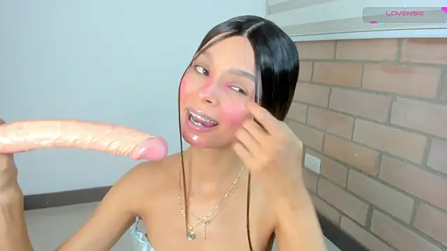 Snapshot of sofia_quiros chatting on December 23, 4:22 am sofia quiros online show from December 23, 4:22 am