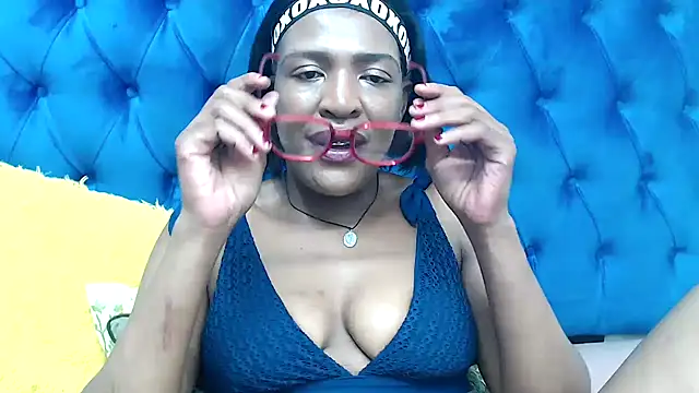 SpicyQueenxxxx online show from March 20, 6:24 pm
