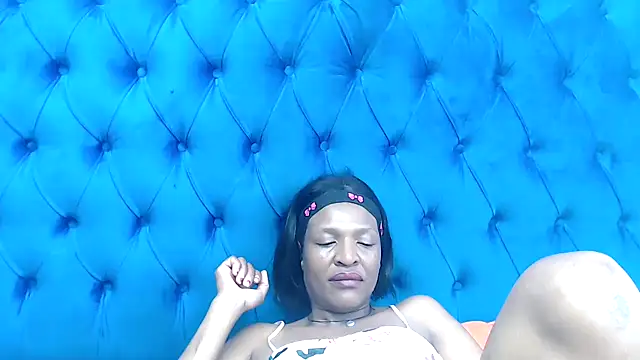 SpicyQueenxxxx online show from April 2, 9:51 am