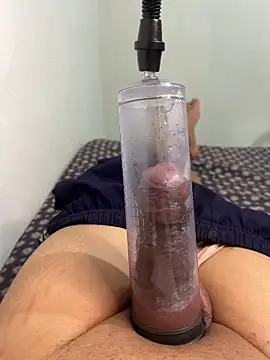 Snapshot of king_cum_ chatting on March 26, 1:28 pm king cum online show from March 26, 1:28 pm