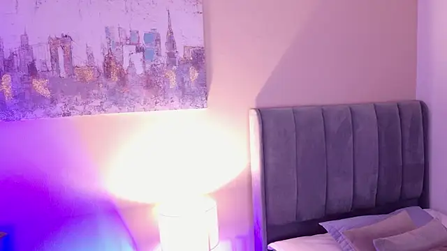 dakotaa   online show from March 17, 6:00 pm