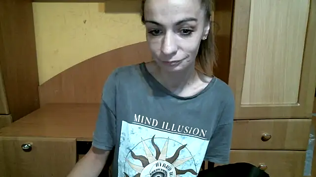 DennisXCaroll online show from December 20, 8:10 am