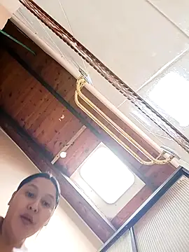 Snapshot of SamaraJay1 chatting on October 11, 3:32 pm SamaraJay1 online show from October 11, 3:32 pm