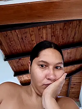 SamaraJay1 online show from May 10, 1:16 pm