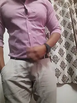 Guyinshortss online show from March 28, 7:35 pm