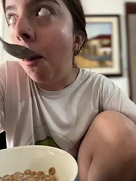 Cloew Marz online show from February 6, 3:59 pm