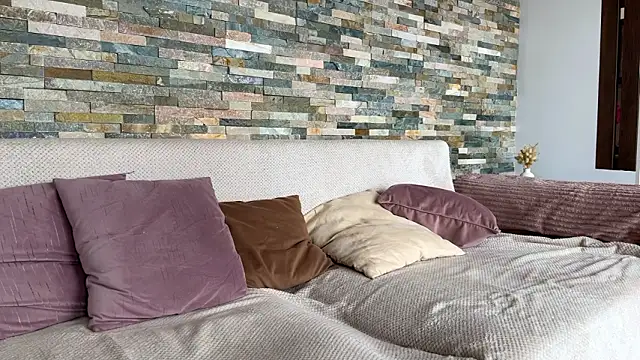 dymonted online show from March 8, 11:14 am