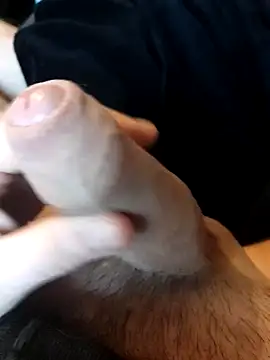 Snapshot of nobru85576 chatting on December 21, 4:03 pm nobru85576 online show from December 21, 4:03 pm