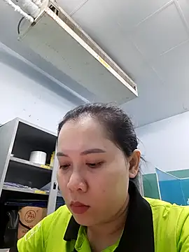 Benlla2802 online show from December 6, 9:02 pm