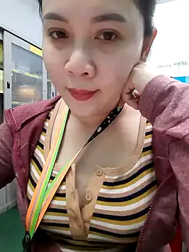 Benlla2802 online show from December 16, 3:43 pm