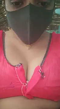 Snapshot of haymona chatting on December 2, 5:37 am haymona online show from December 2, 5:37 am