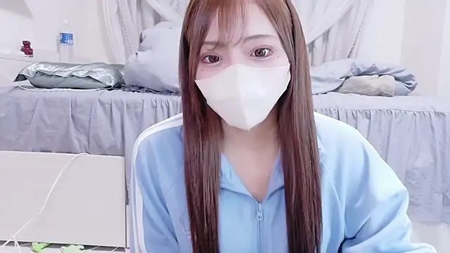  chanMOMO  online show from November 10, 10:58 am