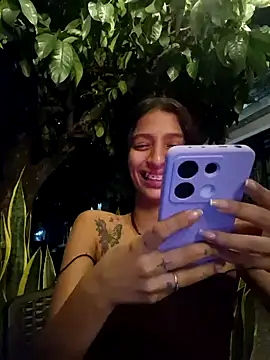 lily sk online show from December 17, 2:44 am