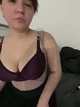 lolitalamasbonita01 online show from January 4, 2:14 am