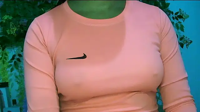 Snapshot of Crysrus chatting on December 15, 8:46 pm Crysrus online show from December 15, 8:46 pm