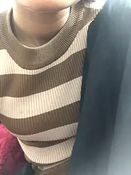 Cute lady99 online show from March 27, 1:33 pm