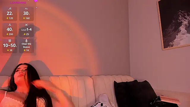 Snapshot of lara_madisson chatting on March 26, 4:51 am lara madisson online show from March 26, 4:51 am