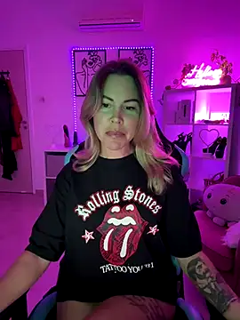 Lara Bergmann online show from November 27, 3:03 pm