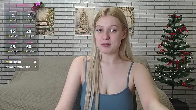 Snapshot of EmiliaDuchess chatting on January 9, 9:48 am EmiliaDuchess online show from January 9, 9:48 am