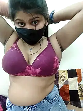 Snapshot of Hotty-simran chatting on February 28, 10:52 am Hotty-simran online show from February 28, 10:52 am