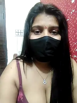 Snapshot of Hotty-simran chatting on March 3, 11:00 am Hotty-simran online show from March 3, 11:00 am