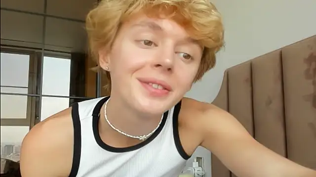 agelandreww online show from May 8, 10:31 am