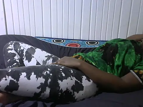 Snapshot of Sexy_baby004 chatting on September 23, 4:15 am Sexy baby004 online show from September 23, 4:15 am