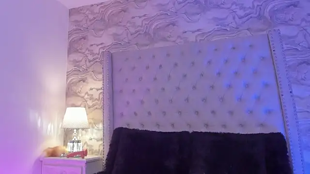 Kev jenner online show from December 20, 2:19 am