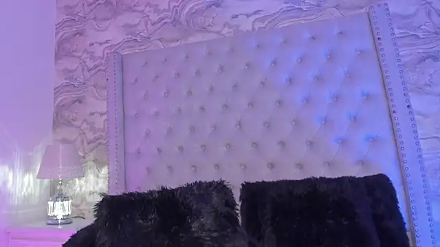 Kev jenner online show from January 19, 2:04 am