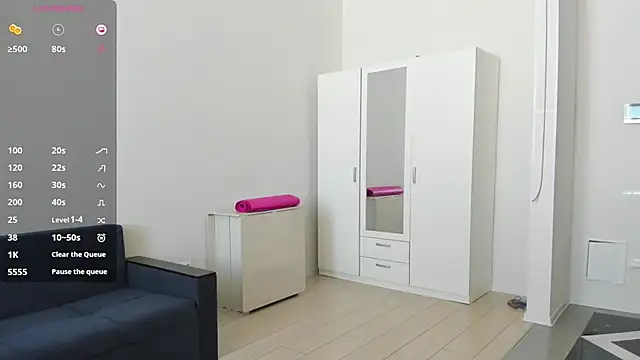 Snapshot of mindi_misery chatting on March 15, 6:14 am mindi misery online show from March 15, 6:14 am